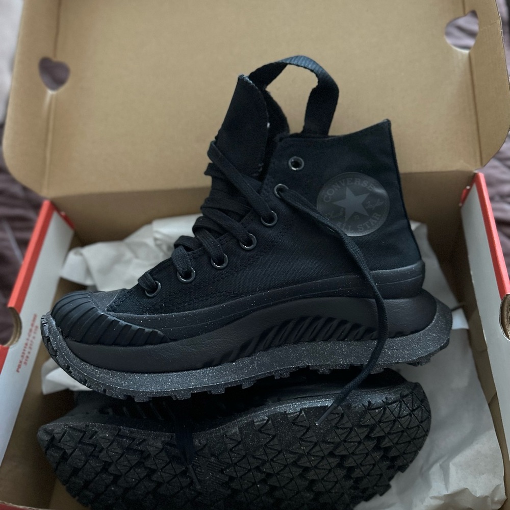 Converse new in box, size 6.